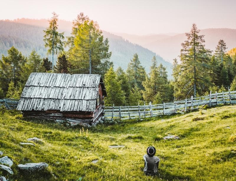 The Art of Slowing Down: A Guide to Lifestyle Downshifting and Reclaiming Your Financial Freedom